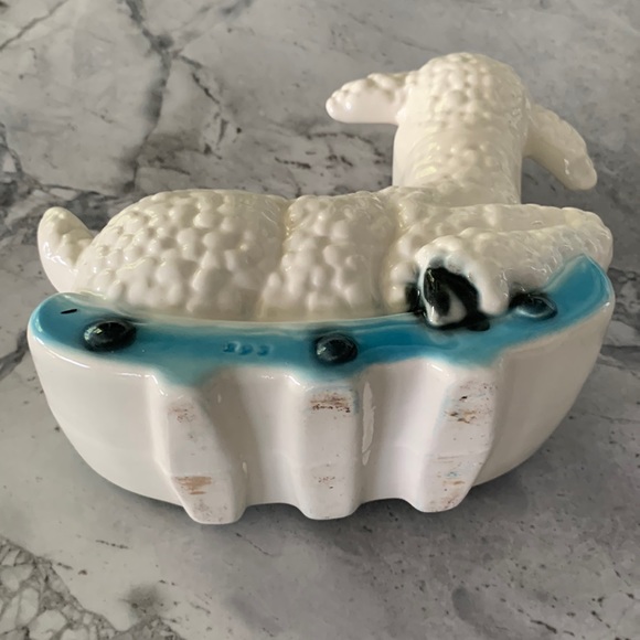 1950’s Lamb Planter 🎉🎊Host Pick - Picture 4 of 5